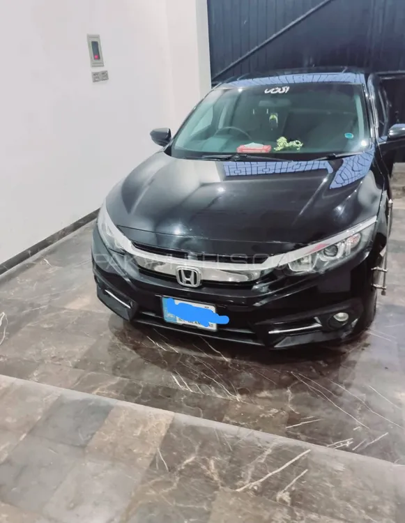 Honda Civic 2017 for Sale in Multan Image-1