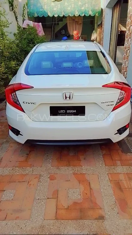 Honda Civic 2017 for Sale in Mian Wali Image-1