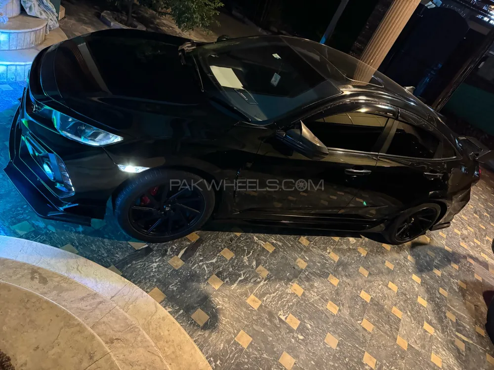 ہونڈا سوک 2019 for Sale in سیالکوٹ Image-1