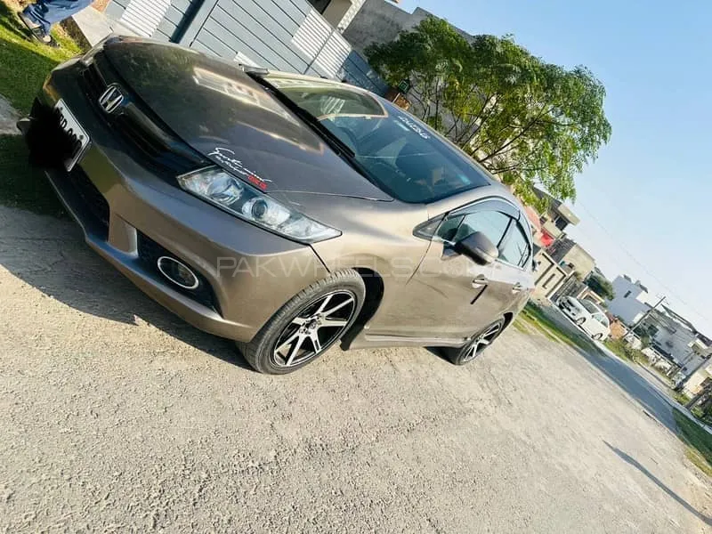 Honda Civic 2014 for Sale in Lahore Image-1