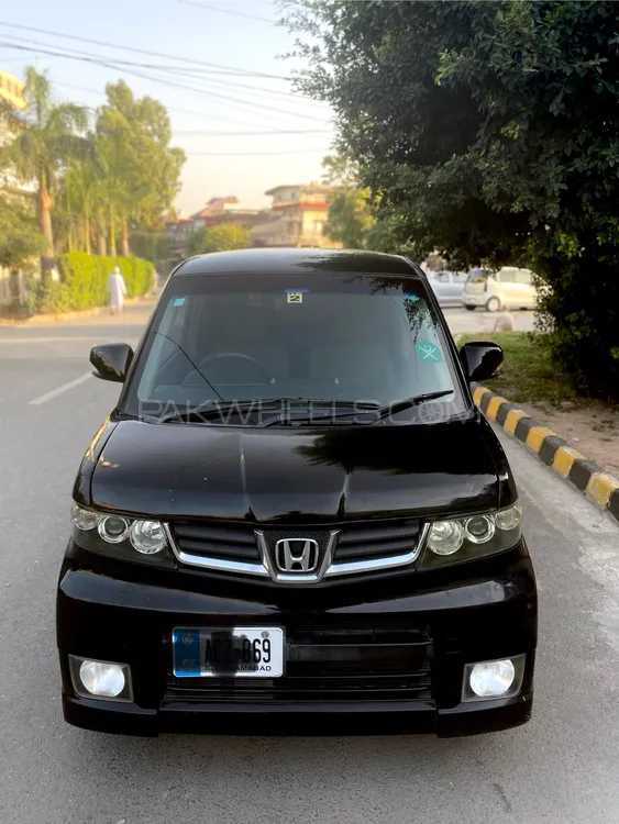 Honda Life 2010 for Sale in Islamabad Image-1