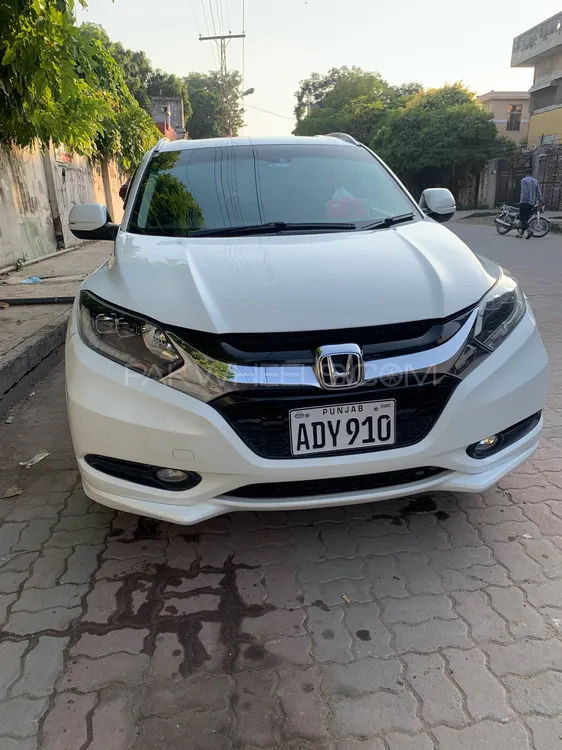 Honda Vezel 2014 for Sale in Sialkot Image-1
