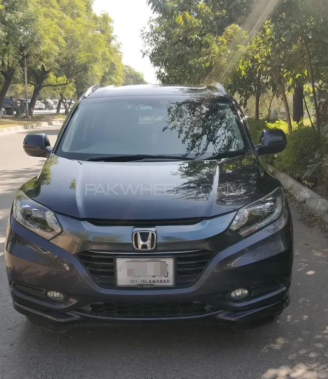 Honda Vezel 2014 for Sale in Islamabad Image-1