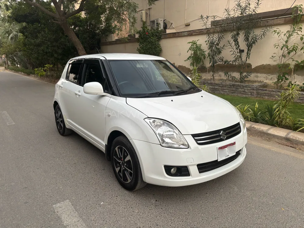 Suzuki Swift 2021 for Sale in Karachi Image-1