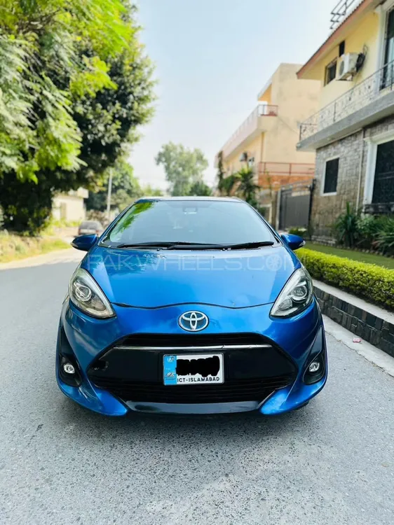 ٹویوٹا اکوا 2017 for Sale in اسلام آباد Image-1