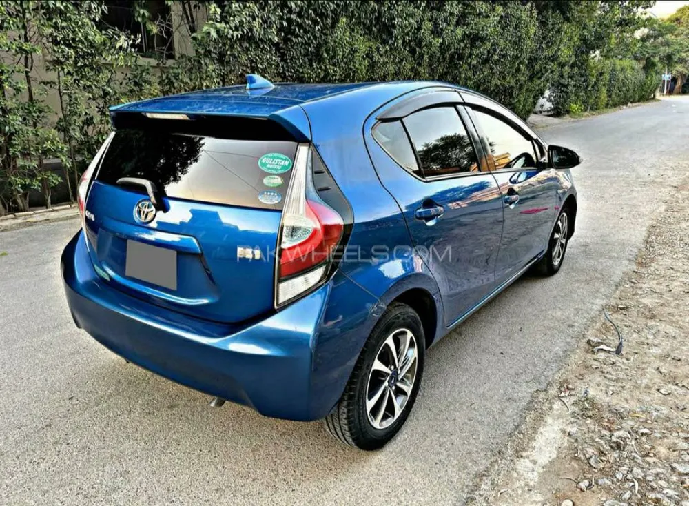 Toyota Aqua 2016 for Sale in Multan Image-1