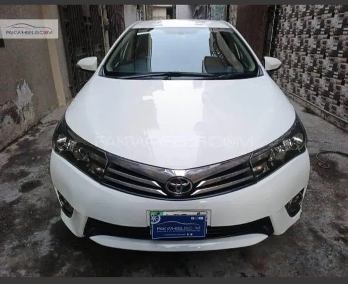 Toyota Corolla 2016 for Sale in Gujranwala Image-1