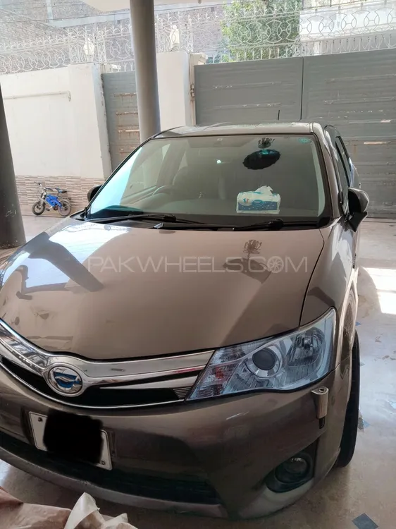 Toyota Corolla Fielder 2014 for Sale in Dera ismail khan Image-1