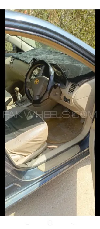Toyota Corolla 2011 for Sale in Karachi Image-1