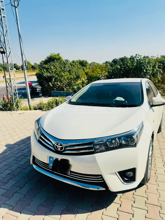 Toyota Corolla 2014 for Sale in Islamabad Image-1