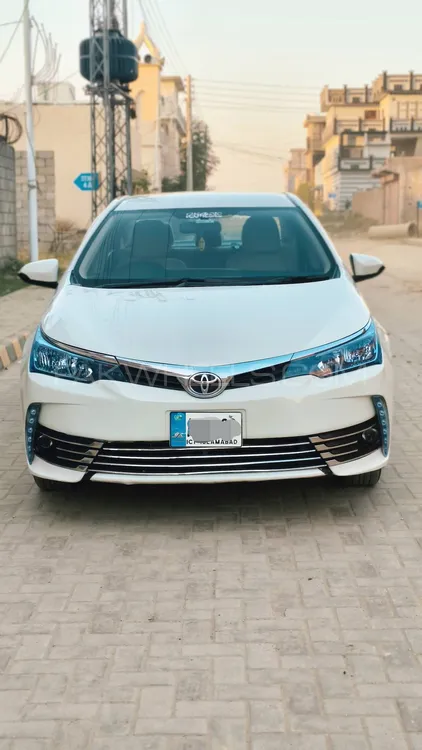 Toyota Corolla 2018 for Sale in Islamabad Image-1