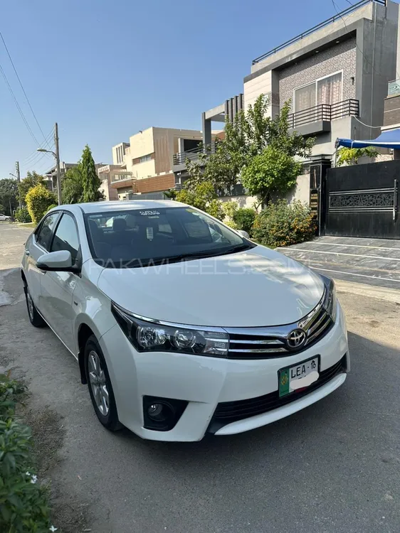 Toyota Corolla 2016 for Sale in Lahore Image-1