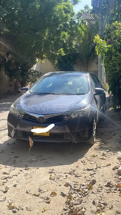 Toyota Corolla 2016 for Sale in Karachi Image-1