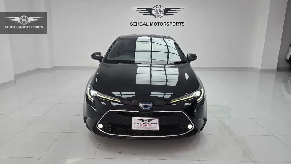 Toyota Corolla 2020 for Sale in Islamabad Image-1