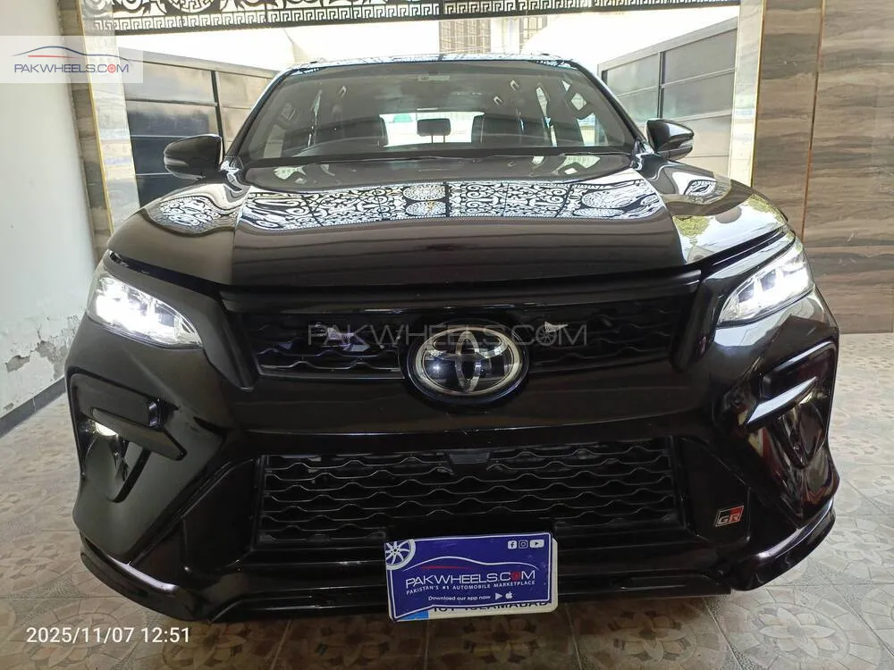 Toyota Fortuner 2023 for Sale in Multan Image-1