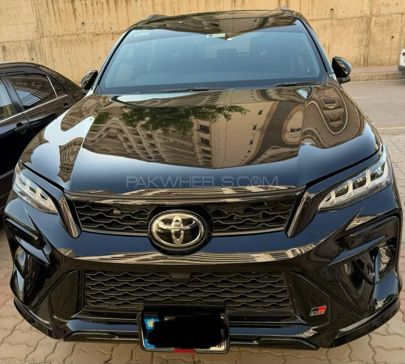 Toyota Fortuner 2024 for Sale in Islamabad Image-1