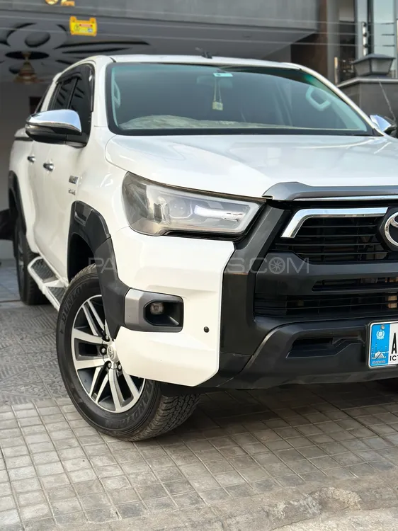 ٹویوٹا ہائیلکس 2021 for Sale in اسلام آباد Image-1