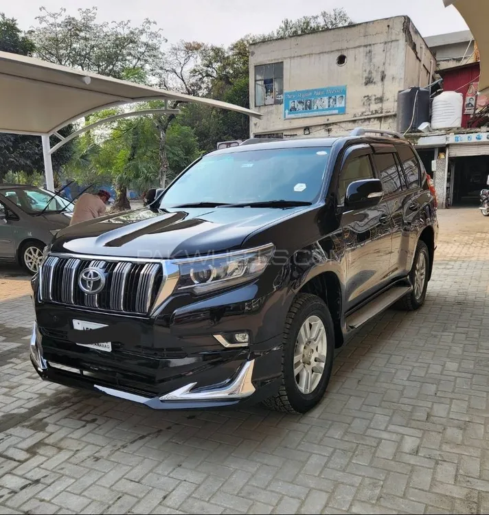 Toyota Land Cruiser 2012 for Sale in Islamabad Image-1