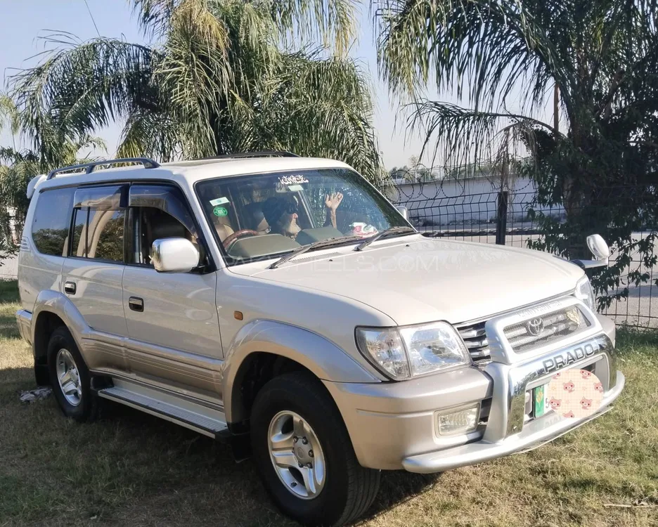 Toyota Prado 1999 for Sale in Islamabad Image-1