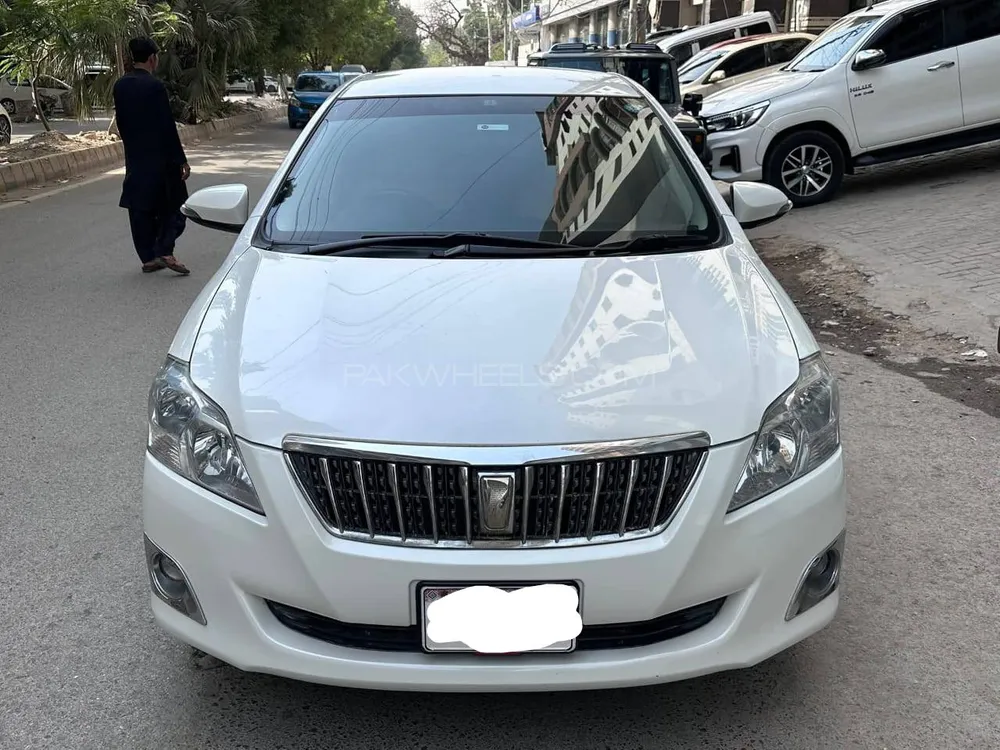 Toyota Premio 2014 for Sale in Karachi Image-1