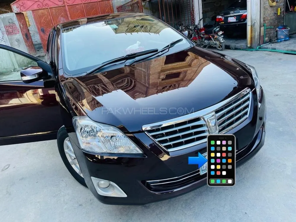 Toyota Premio 2012 for Sale in Islamabad Image-1