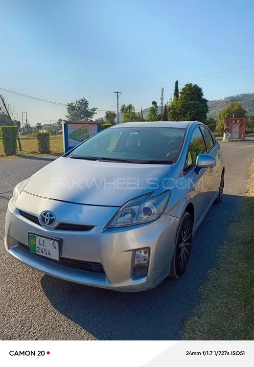 Toyota Prius 2011 for Sale in Swabi Image-1