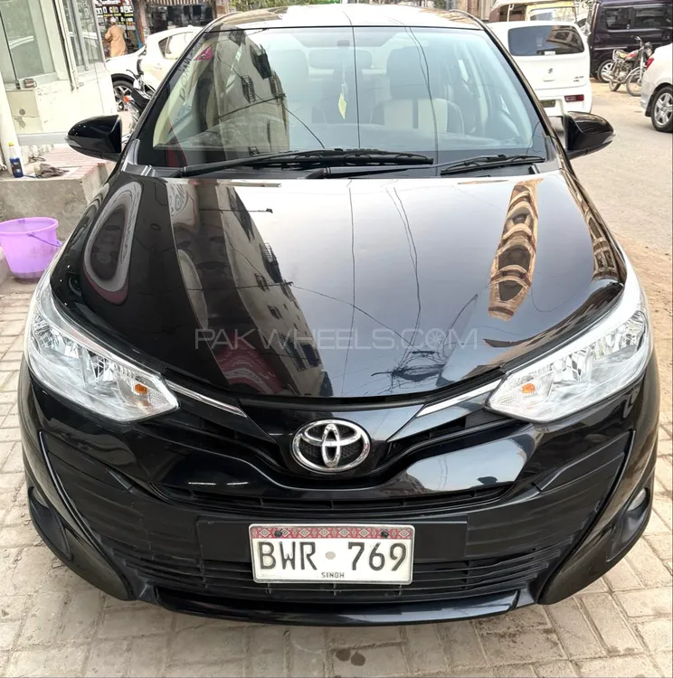 Toyota Yaris Sedan 2022 for Sale in Karachi Image-1