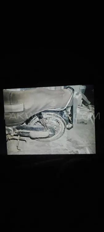 یونیک Xtreme UD 70 2010 for Sale Image-1