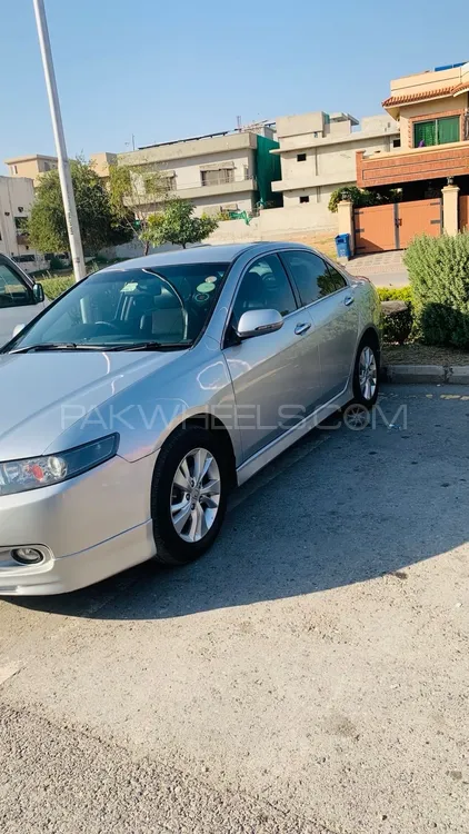 Honda Accord 2005 for Sale in Islamabad Image-1