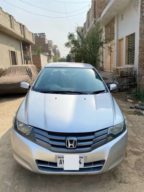 Honda City 2011 for Sale in Chishtian Image-1