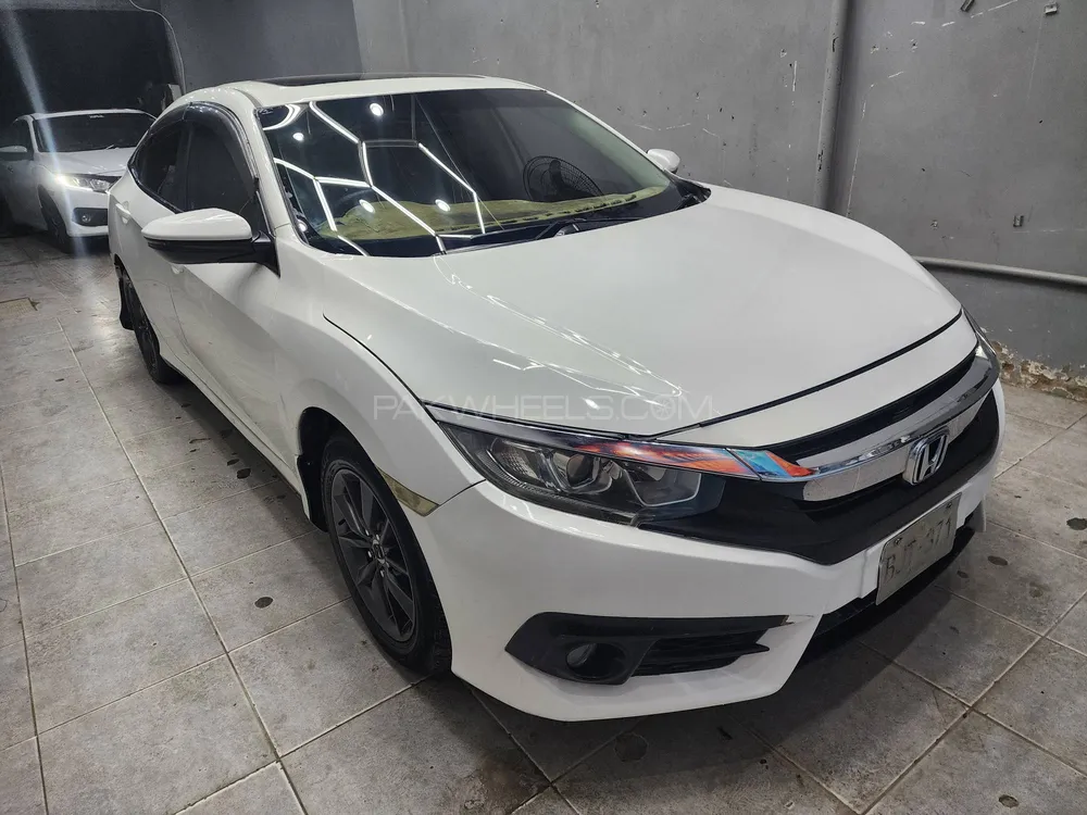 Honda Civic 2017 for Sale in Karachi Image-1