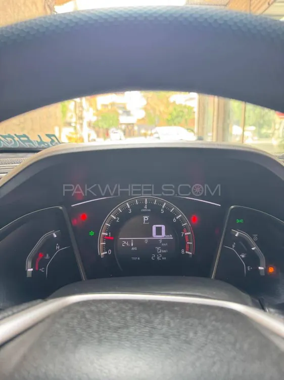 Honda Civic 2018 for Sale in Bahawalpur Image-1
