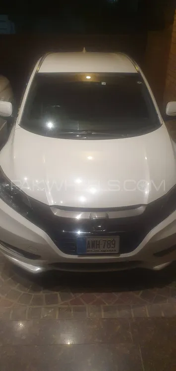 Honda Vezel 2016 for Sale in Islamabad Image-1