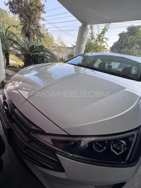 Hyundai Elantra 2024 for Sale in Lahore Image-1