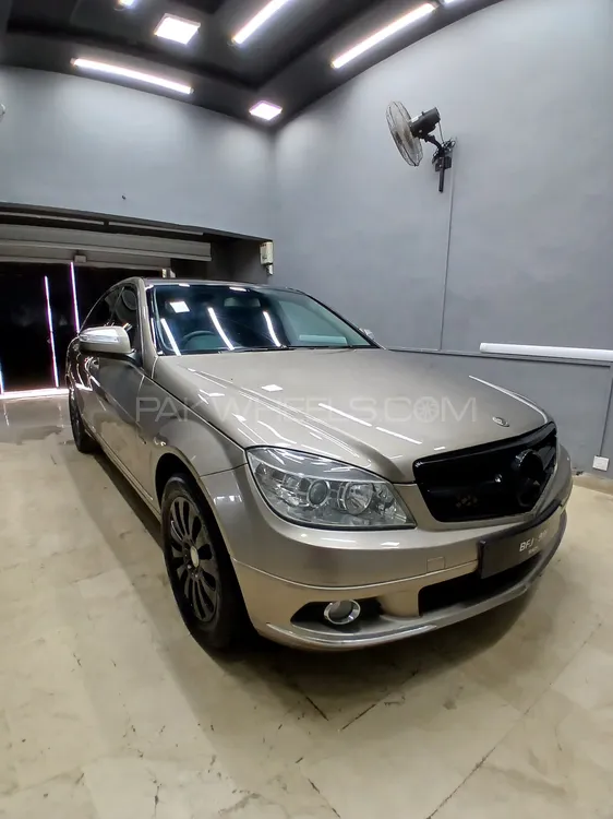 Mercedes Benz C Class 2007 for Sale in Karachi Image-1