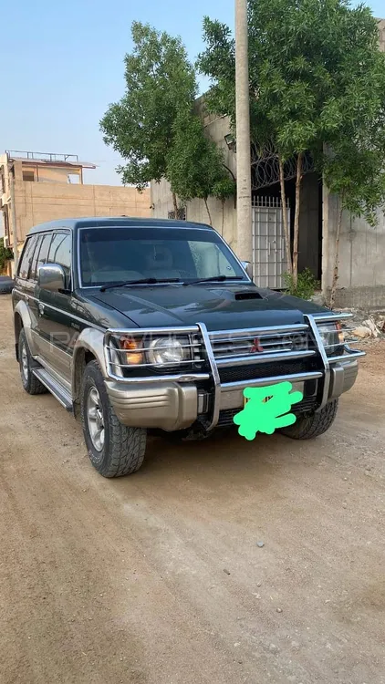 Mitsubishi Pajero 1996 for Sale in Karachi Image-1