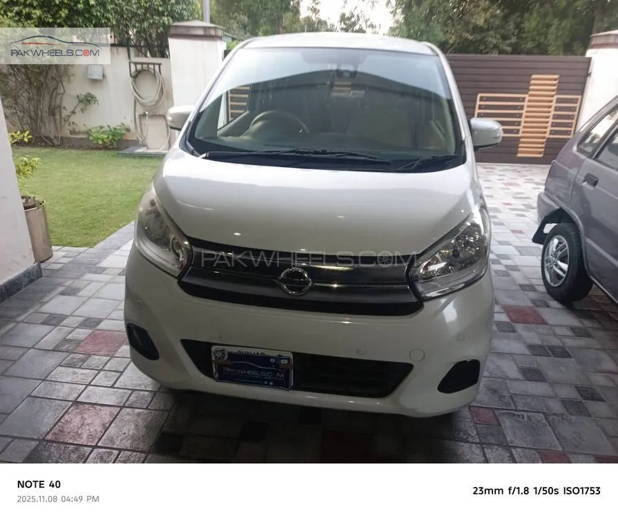 Nissan Dayz 2018 for Sale in Lahore Image-1