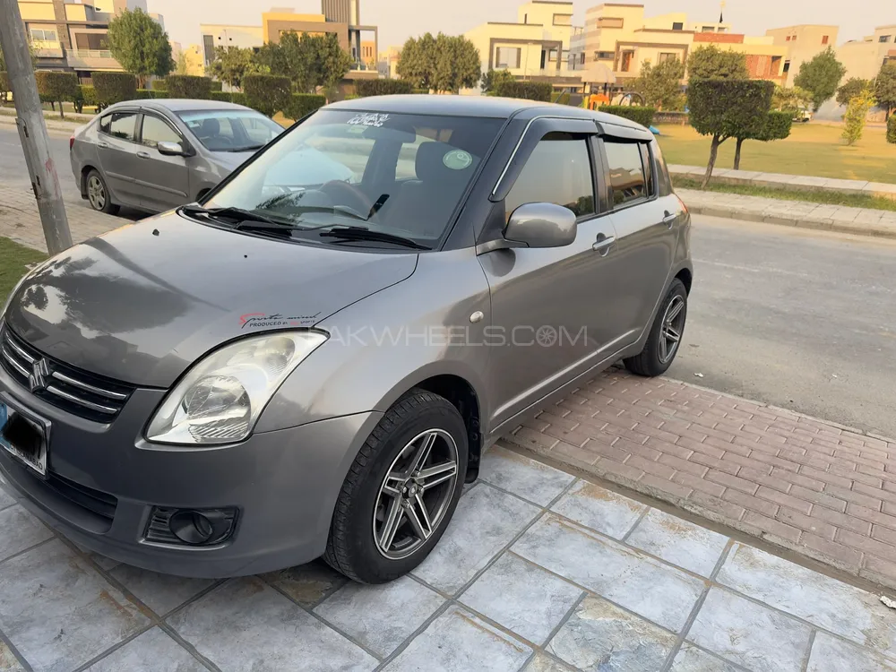 Suzuki Swift 2011 for Sale in Lahore Image-1