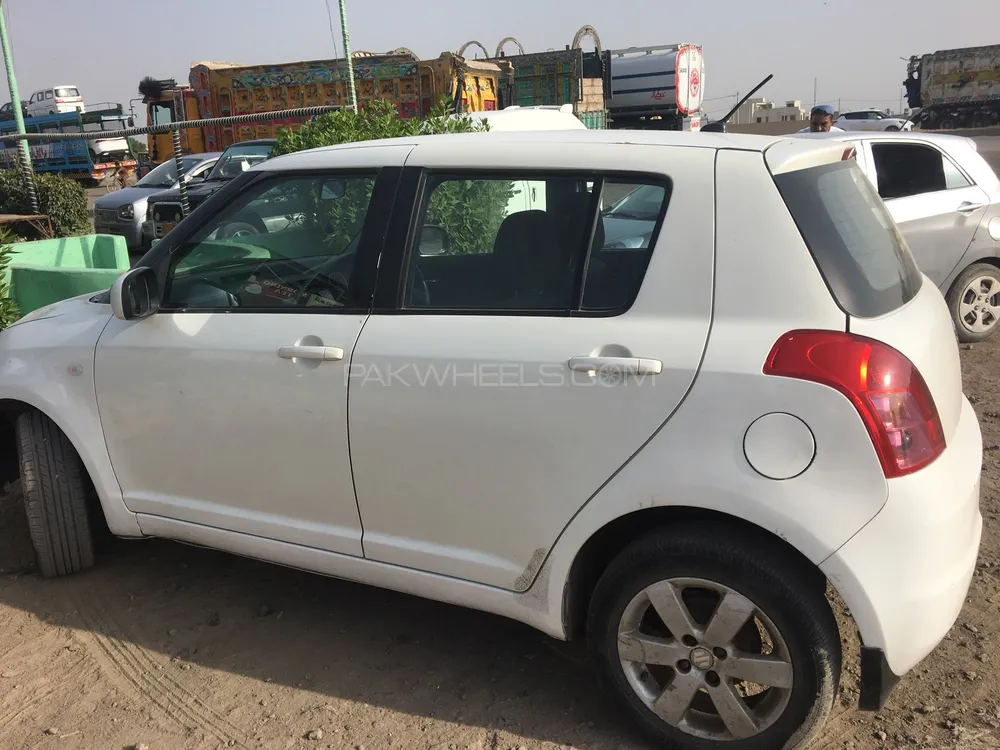 Suzuki Swift 2016 for Sale in Karachi Image-1