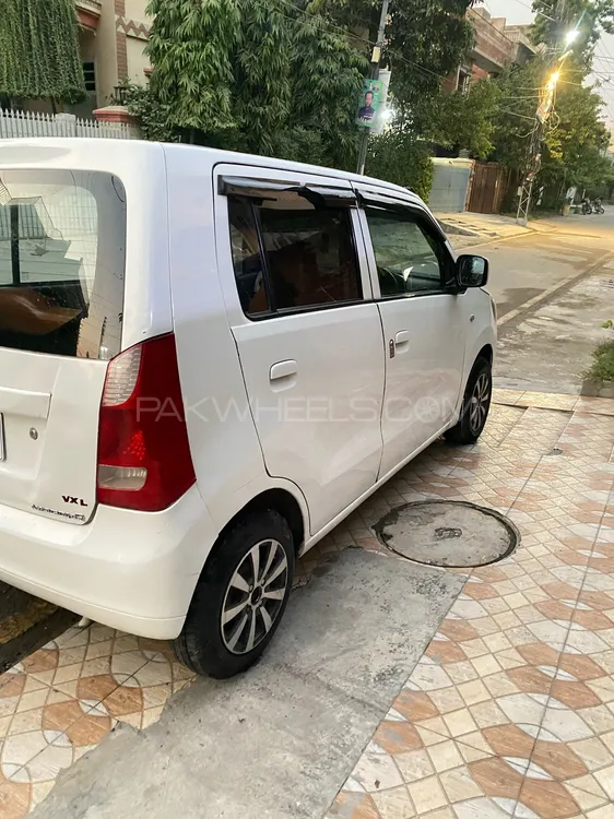 Suzuki Wagon R 2016 for Sale in Lahore Image-1