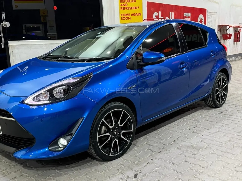 Toyota Aqua 2018 for Sale in Islamabad Image-1