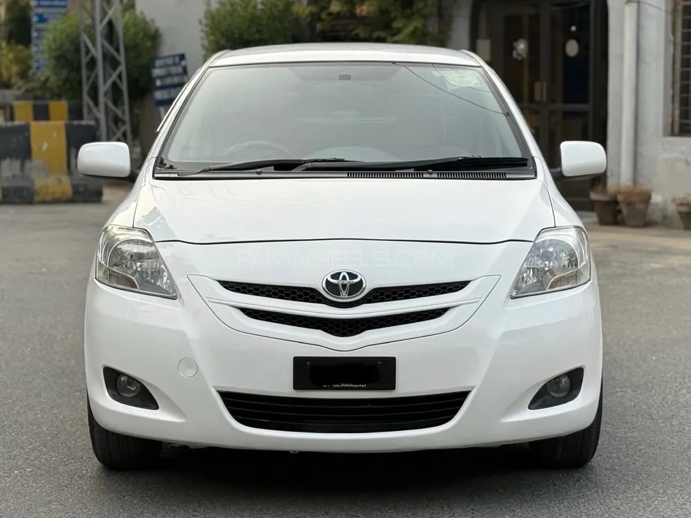 Toyota Belta 2006 for Sale in Lahore Image-1