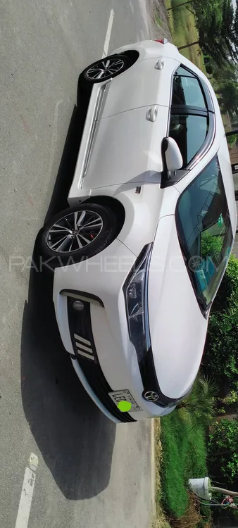 Toyota Corolla 2019 for Sale in Faisalabad Image-1