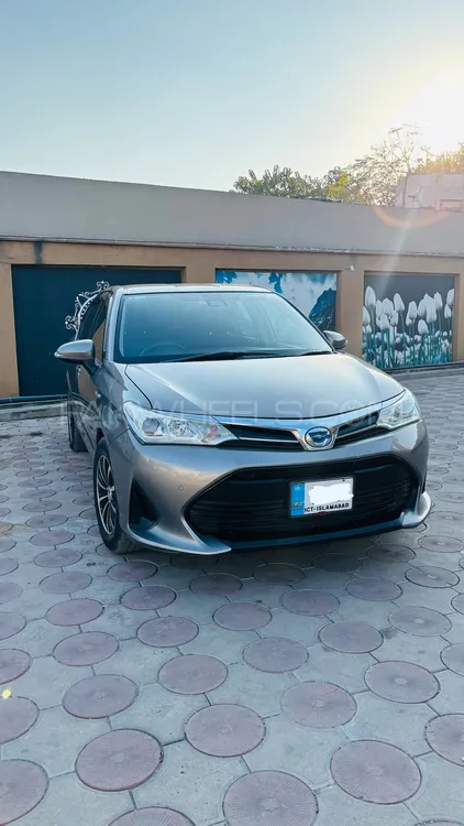 Toyota Corolla Axio 2018 for Sale in Islamabad Image-1