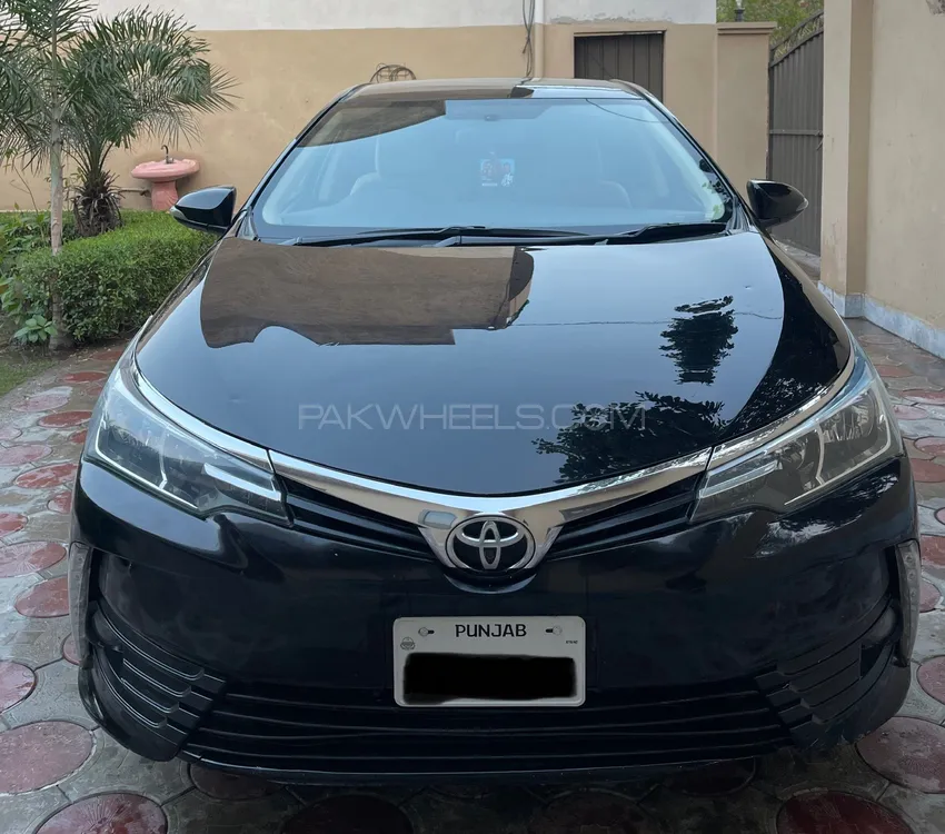 Toyota Corolla 2019 for Sale in Lahore Image-1