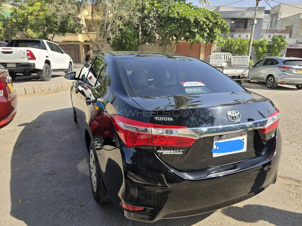 Toyota Corolla 2017 for Sale in Karachi Image-1