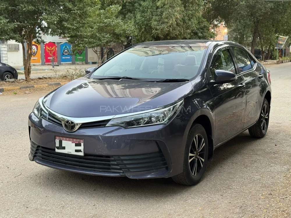 Toyota Corolla 2019 for Sale in Karachi Image-1