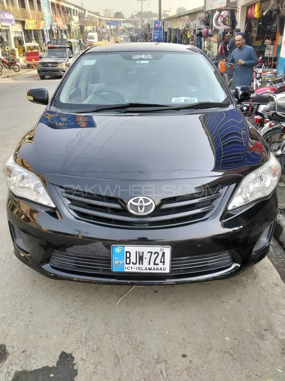 Toyota Corolla 2013 for Sale in Mardan Image-1