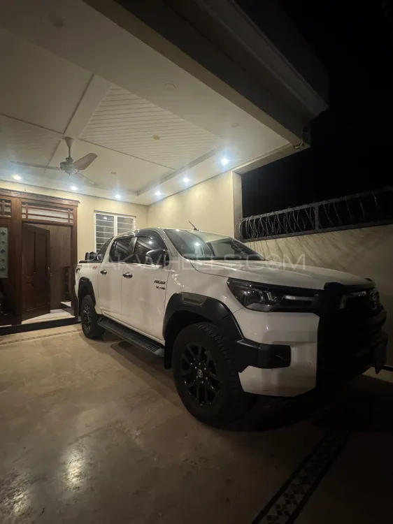 Toyota Hilux 2022 for Sale in Islamabad Image-1
