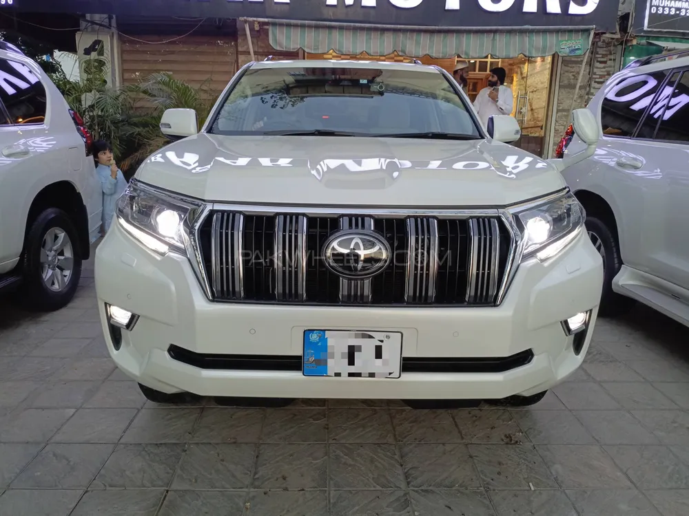 Toyota Prado 2018 for Sale in Islamabad Image-1